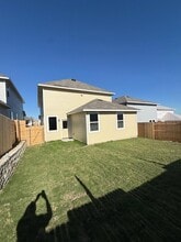 2709 Towy Rd in Pflugerville, TX - Foto de edificio - Building Photo