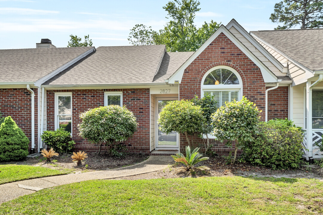 2827 Springfield Dr in Wilmington, NC - Building Photo