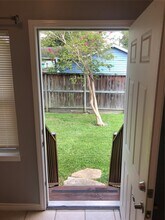 914 E 25th St in Houston, TX - Foto de edificio - Building Photo