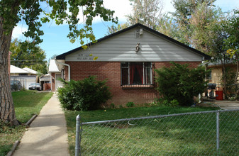 1633-1639A Alton St in Aurora, CO - Building Photo - Building Photo