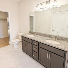 311 Tower Ridge Cir in Scotchtown, NY - Building Photo - Building Photo