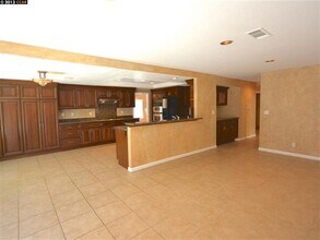 655 Sun Tree Ct in Danville, CA - Building Photo - Building Photo