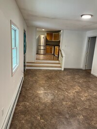 69 Rainbows End, Unit B photo'