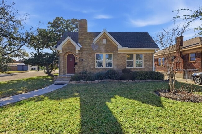 property at 4701 Avenue N 1/2 Rear