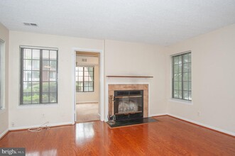 6009 Curtier Dr in Alexandria, VA - Building Photo - Building Photo