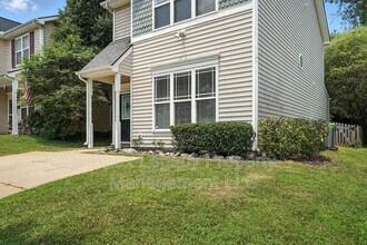 1913 Barngate Way in Raleigh, NC - Building Photo - Building Photo