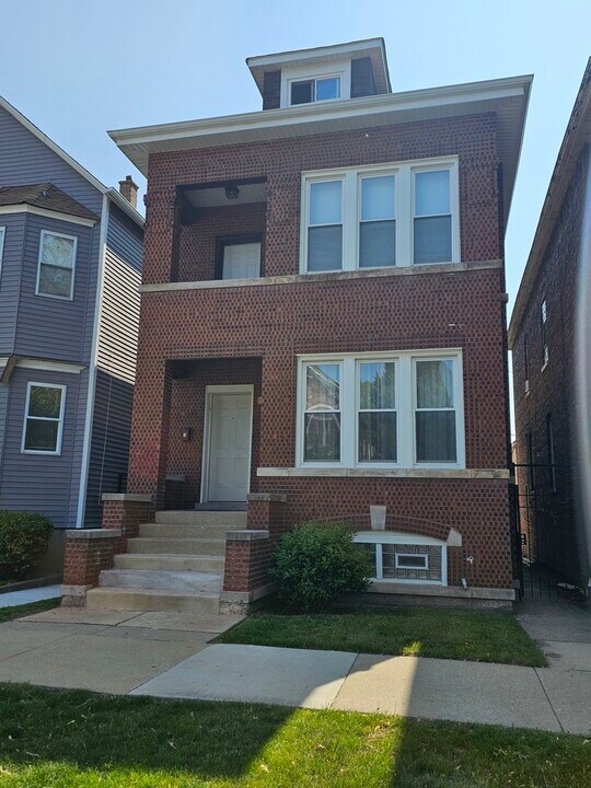 8511 S Exchange Ave-Unit -1 in Chicago, IL - Foto de edificio