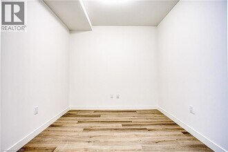 461 Green Rd in Hamilton, ON - Building Photo - Building Photo