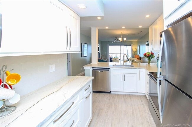 property at 4620 NE Sandpebble Trce