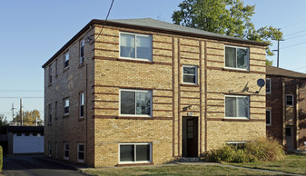 4332 Oakwood Ave Apartments