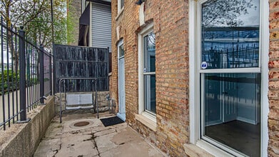1472 W Webster Ave in Chicago, IL - Building Photo - Building Photo