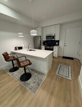 2310 4th St NE, Unit The Road in Washington, DC - Foto de edificio - Building Photo