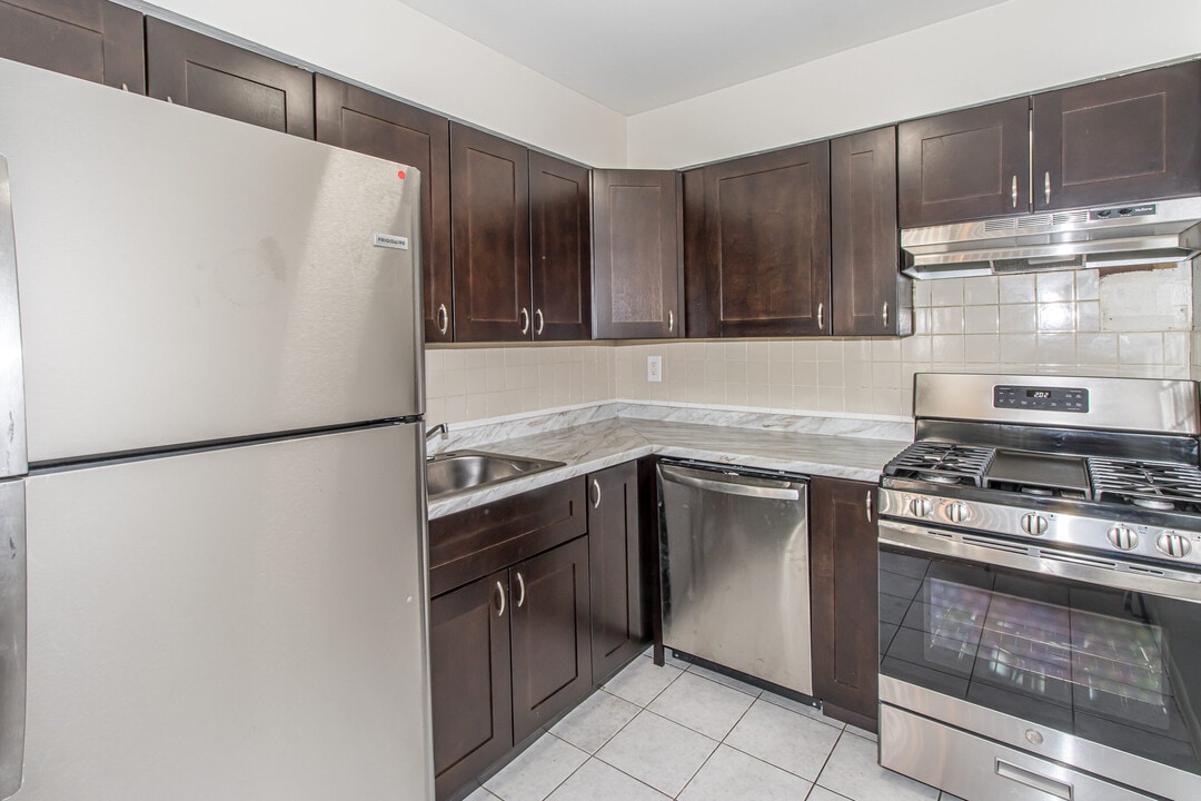 Rolling Gardens Apartment Homes in Mahwah, NJ - Building Photo