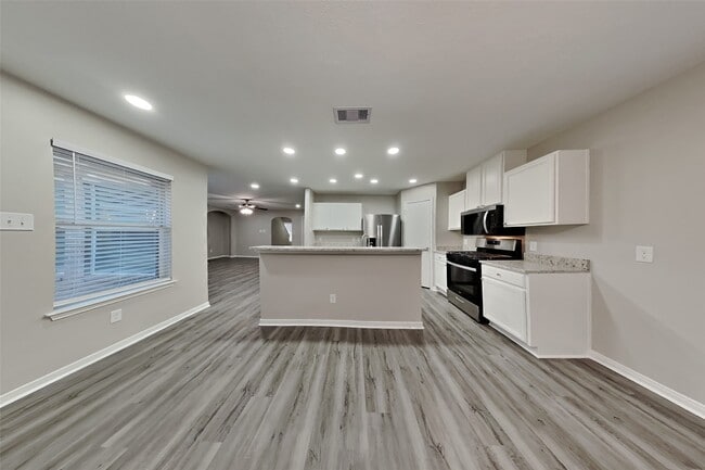 property at 18610 Willow Cove Dr