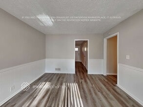 1948 Englewood Way SW in Snellville, GA - Foto de edificio - Building Photo