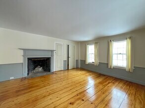 410 Cider Hill Rd in York, ME - Building Photo - Building Photo