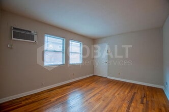 944 St Charles Ave NE in Atlanta, GA - Building Photo - Building Photo