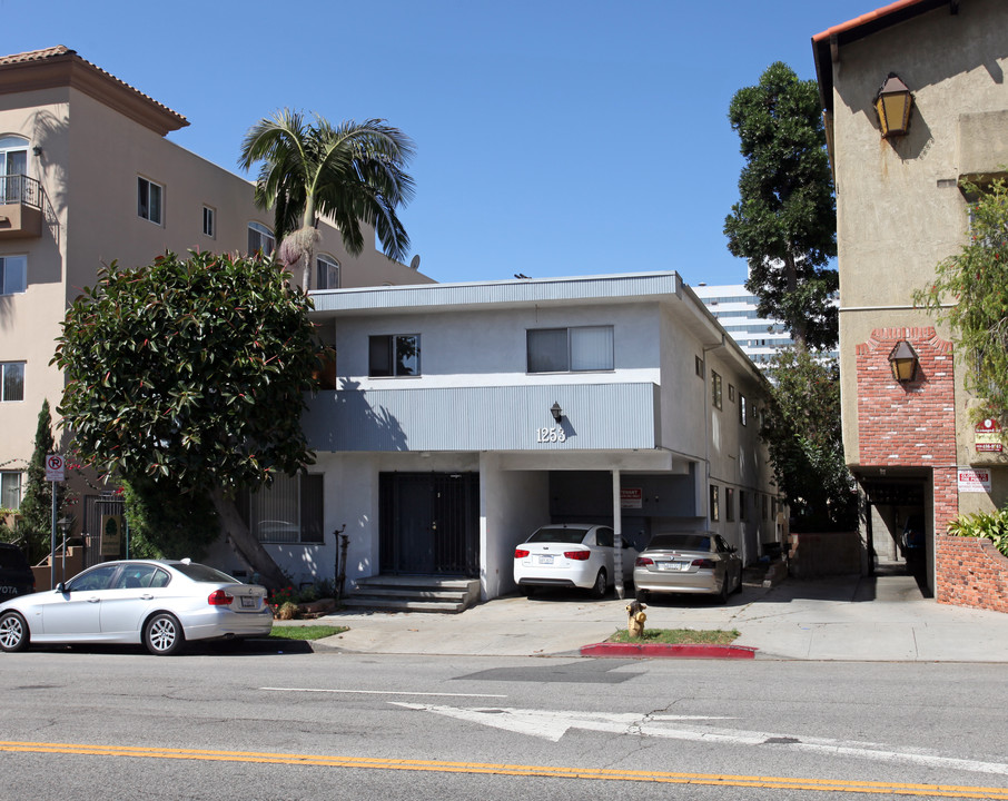 1253 Federal Ave in Los Angeles, CA - Foto de edificio