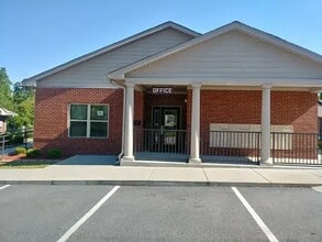 622 N M.L.K. Jr Blvd in Wadley, GA - Building Photo - Building Photo