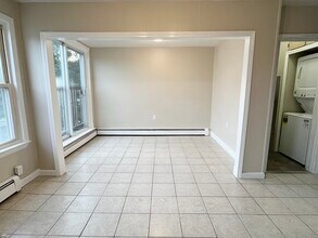 263 Everett St in Boston, MA - Building Photo - Building Photo