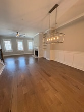 1104 Thomas St in Woodstock, GA - Foto de edificio - Building Photo