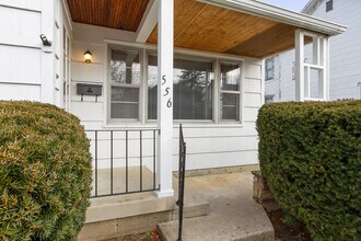 556 E Church St, Unit 556 in Urbana, OH - Foto de edificio - Building Photo