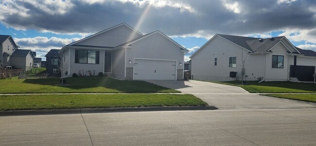 property at 706 32nd St SW