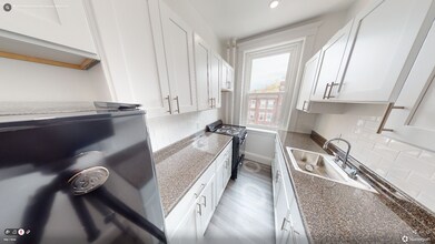 26 Brainerd Rd, Unit 12 in Boston, MA - Foto de edificio - Building Photo