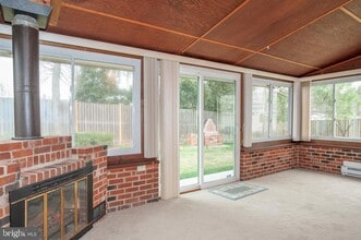 5931 Peverill Dr in Alexandria, VA - Building Photo - Building Photo