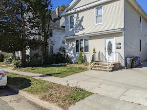 230 Grant Ave, Unit 1st Floor in Mineola, NY - Building Photo - Building Photo