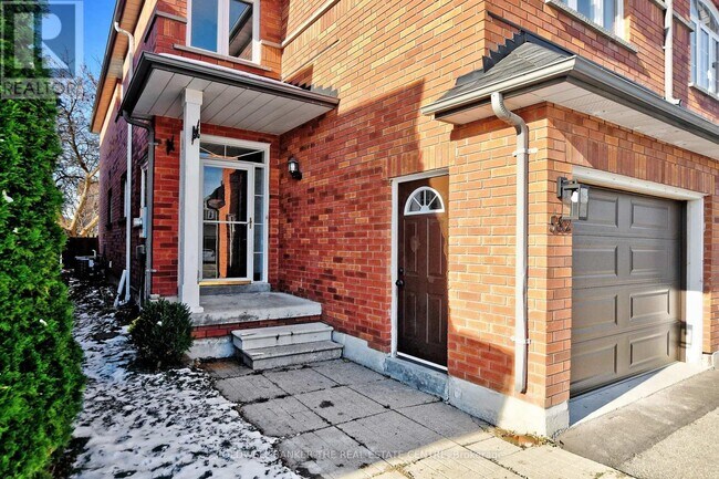 582 Skinner Ave in Newmarket, ON - Building Photo - Building Photo