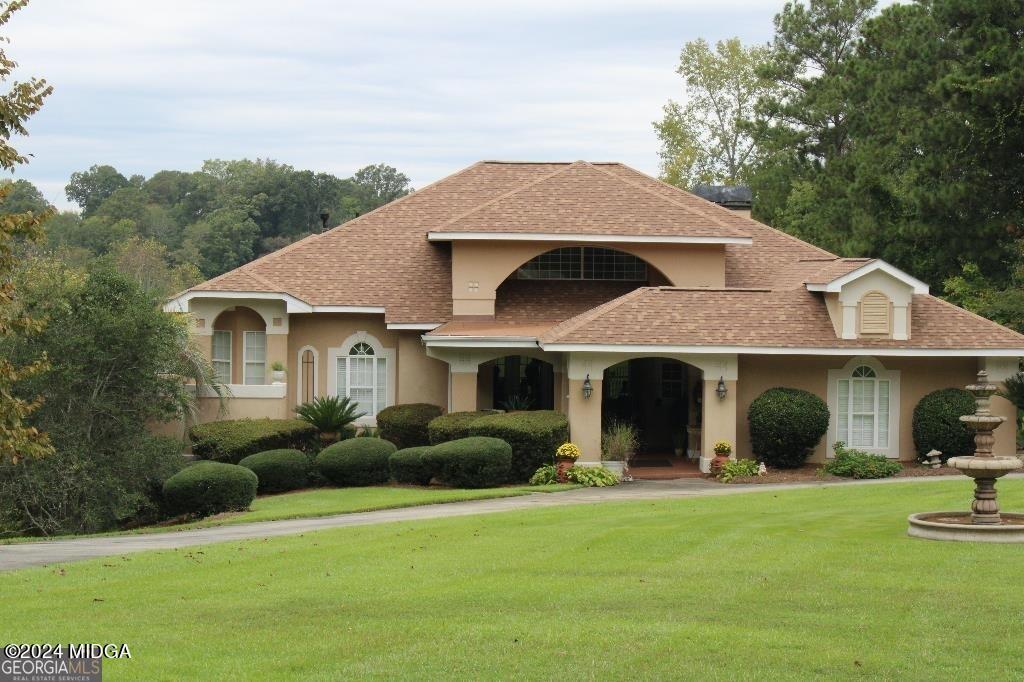105 Lake Ridge Dr in Macon, GA - Foto de edificio