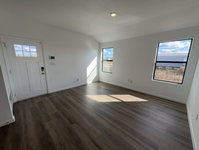 695 Rd 5707 in Cleveland, TX - Building Photo - Building Photo