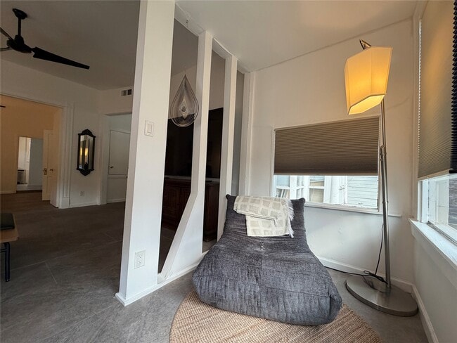 property at 318 Hyde Park Blvd