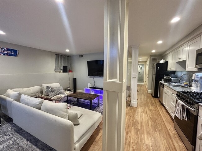 property at 602 Dorchester Ave