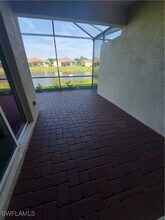 2061 Tamarron Ln in Naples, FL - Building Photo - Building Photo