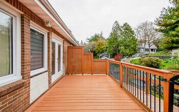 4 Winona Cres in Halifax, NS - Building Photo - Building Photo