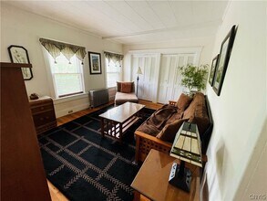 167 E Genesee St-Unit -2 in Skaneateles, NY - Building Photo - Building Photo