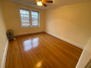 17A Forest St in Cambridge, MA - Foto de edificio - Building Photo