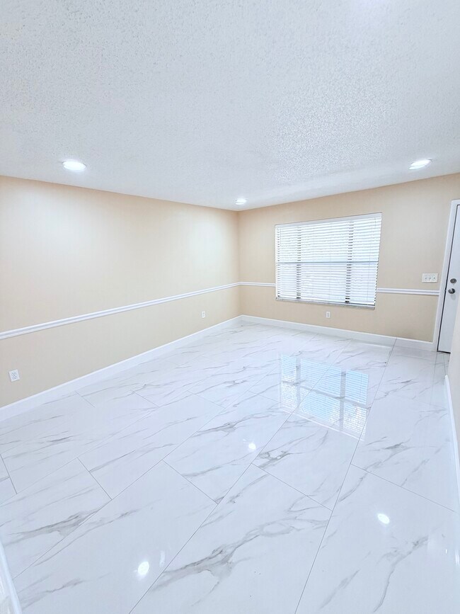 159 Sheeler Ave in Apopka, FL - Building Photo - Building Photo