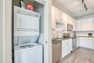 Ceylon in Clayton, MO - Building Photo - Building Photo