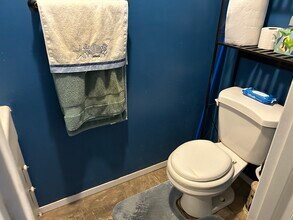 236 Springmeadow Dr, Unit H in Holbrook, NY - Building Photo - Building Photo