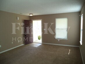 10746 Sterling Apple Dr in Indianapolis, IN - Building Photo - Building Photo