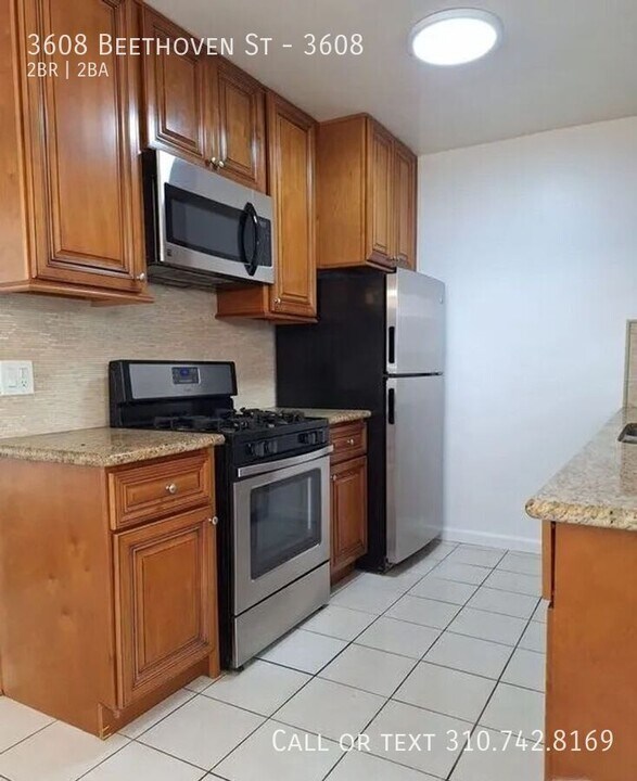 3608 Beethoven St in Los Angeles, CA - Building Photo