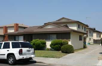 16662 Sims St in Huntington Beach, CA - Building Photo - Building Photo