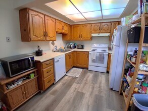 243 E 400 N in Provo, UT - Foto de edificio - Building Photo