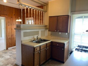 841-841 Milton Ave in Janesville, WI - Building Photo - Building Photo