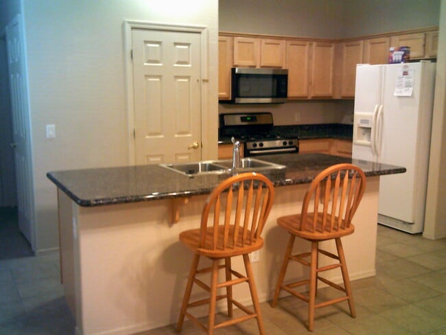 1725 Oro Dr in Cottonwood, AZ - Foto de edificio - Building Photo