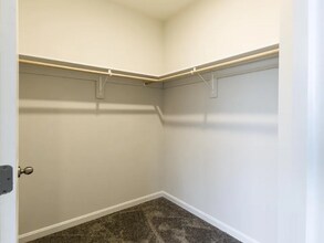 112 Cheree Dr in Chambersburg, PA - Foto de edificio - Building Photo