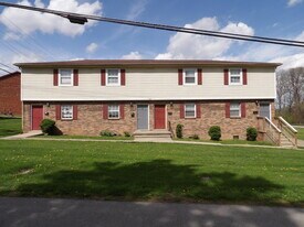 432 Harrodsburg Ln in Frankfort, KY - Building Photo